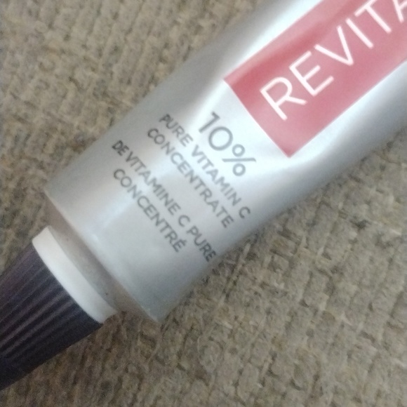3/$20 NWT L'Oreal Revitalift Derm Intensives 10% vitamin C face serum - Picture 3 of 7
